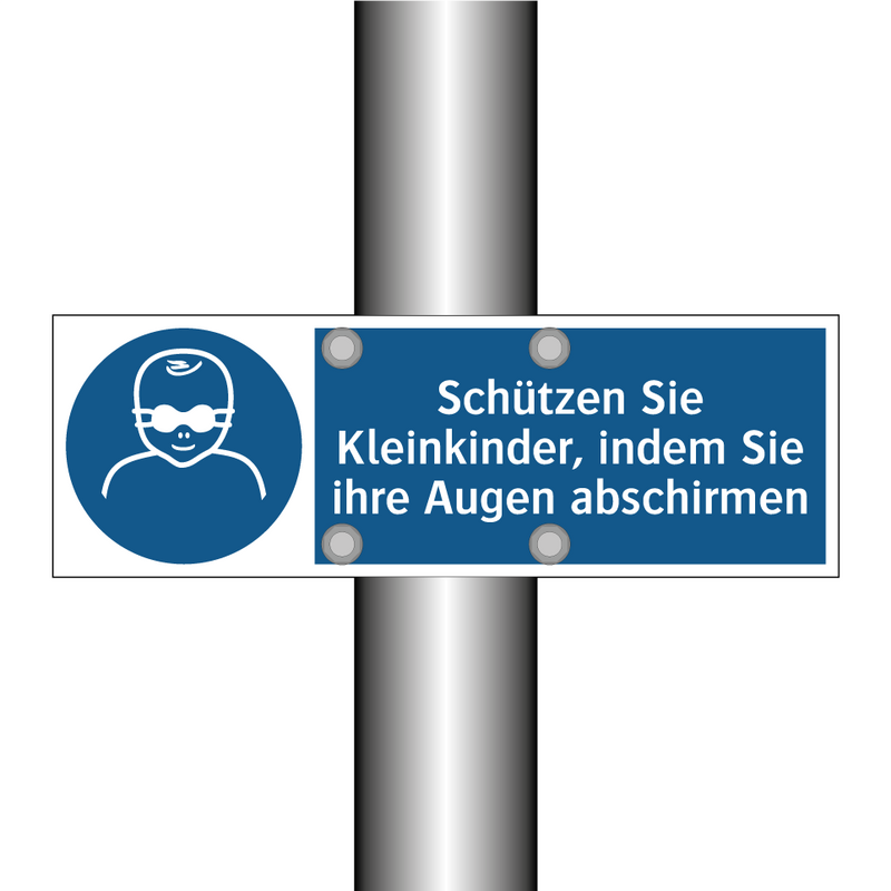 Schützen Sie Kleinkinder, indem Sie ihre Augen abschirmen