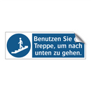 Benutzen Sie die Treppe, um nach unten zu gehen.