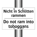 Nicht in Schlitten rammen - Do not ram into toboggans