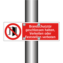 Brandschutztür geschlossen halten, Verkeilen oder Feststellen verboten