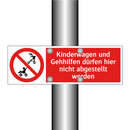 Kinderwagen und Gehhilfen dürfen hier nicht abgestellt werden