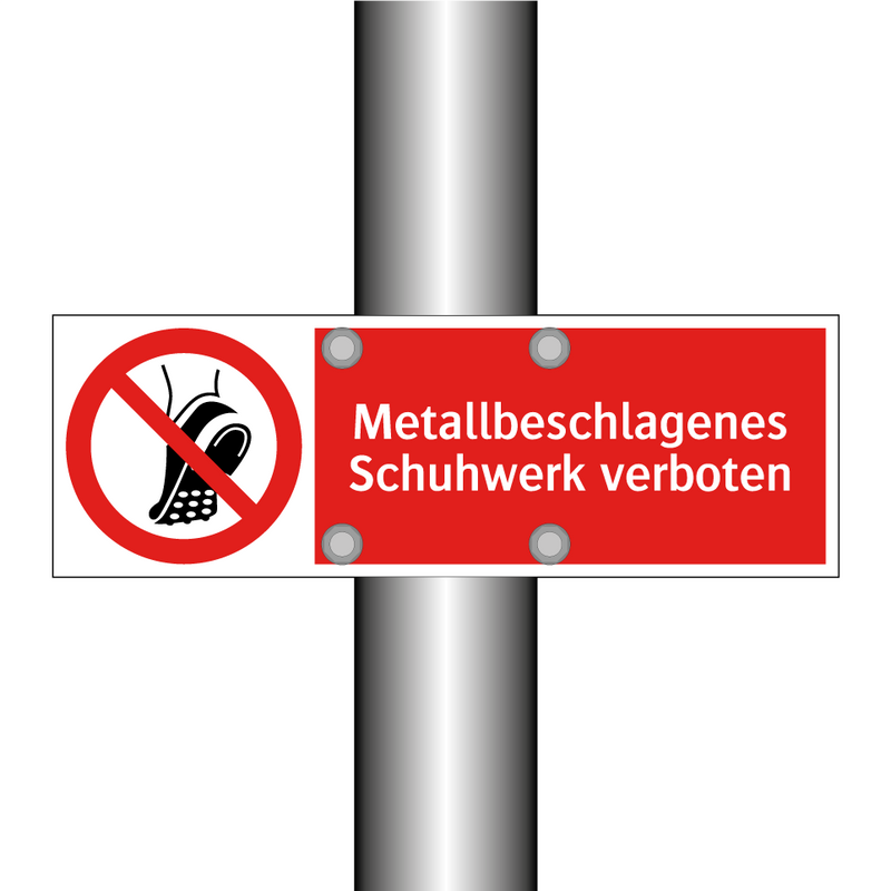 Metallbeschlagenes Schuhwerk verboten