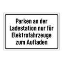Parken an der Ladestation nur für Elektrofahrzeuge zum Aufladen