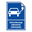 Elektrofahrzeuge während des Ladevorgangs