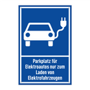 Parkplatz für Elektroautos nur zum Laden von Elektrofahrzeugen