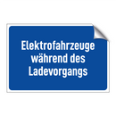 Elektrofahrzeuge während des Ladevorgangs