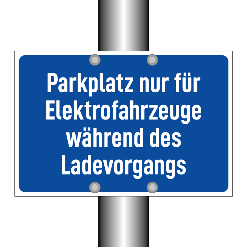 Parkplatz nur für Elektrofahrzeuge während des Ladevorgangs