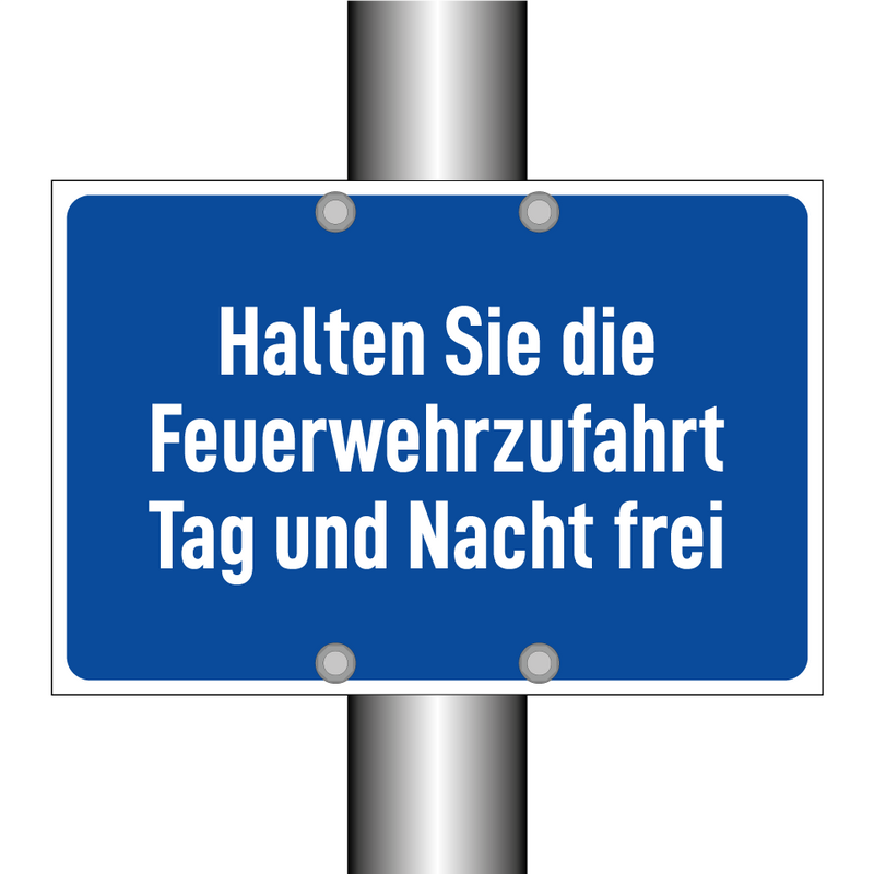 Halten Sie die Feuerwehrzufahrt Tag und Nacht frei