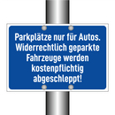 Parkplätze nur für Autos. Widerrechtlich geparkte Fahrzeuge werden kostenpflichtig abgeschleppt!