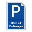 Eltern mit Kinderwagen