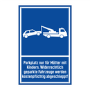 Parkplatz nur für Mütter mit Kindern. Widerrechtlich geparkte Fahrzeuge werden kostenpflichtig abgeschleppt!