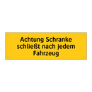 Achtung Schranke schließt nach jedem Fahrzeug