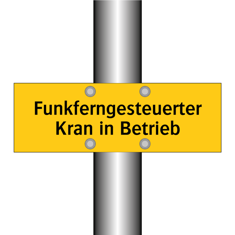 Funkferngesteuerter Kran in Betrieb
