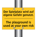 Der Spielplatz wird auf eigene /.../ - The playground is used at your /.../