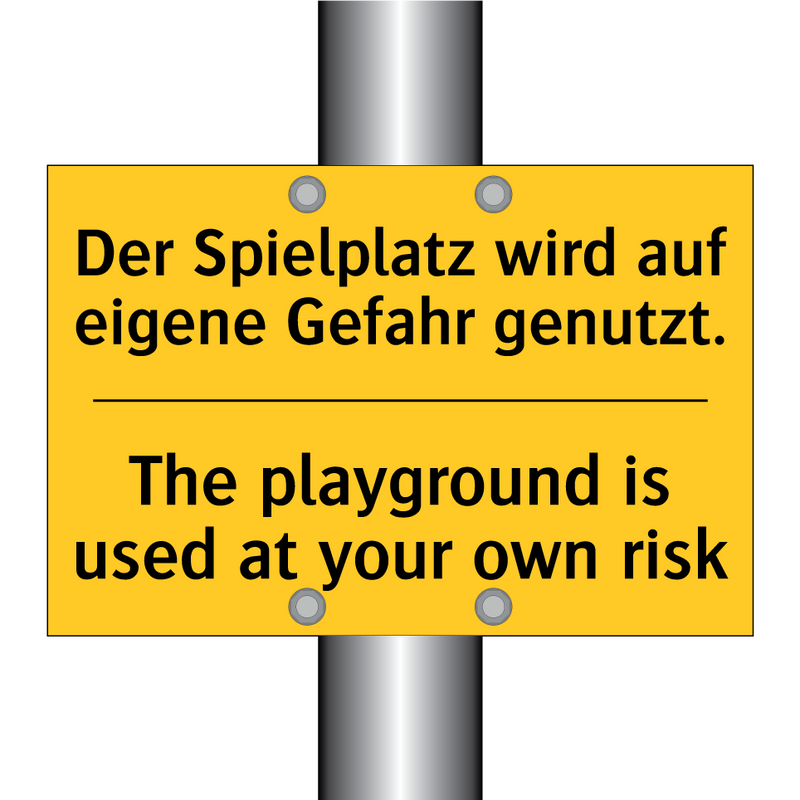 Der Spielplatz wird auf eigene /.../ - The playground is used at your /.../
